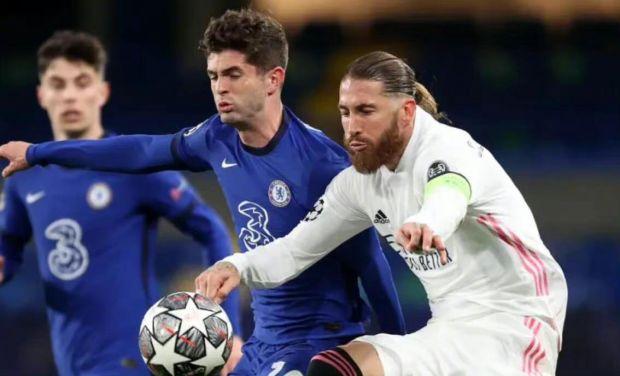 以微弱优势 以微弱优势