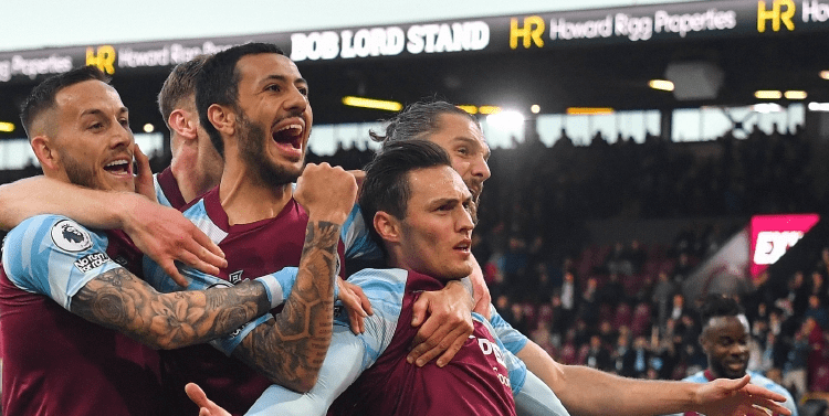 太阳险胜雄鹿！3人优秀5人及格，2人低迷