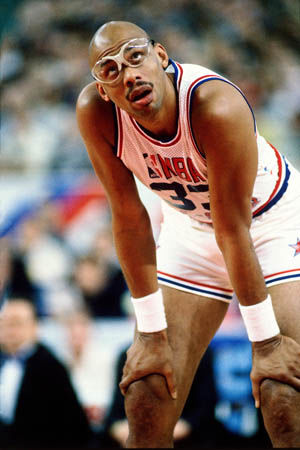 它指向一个 它指向一个